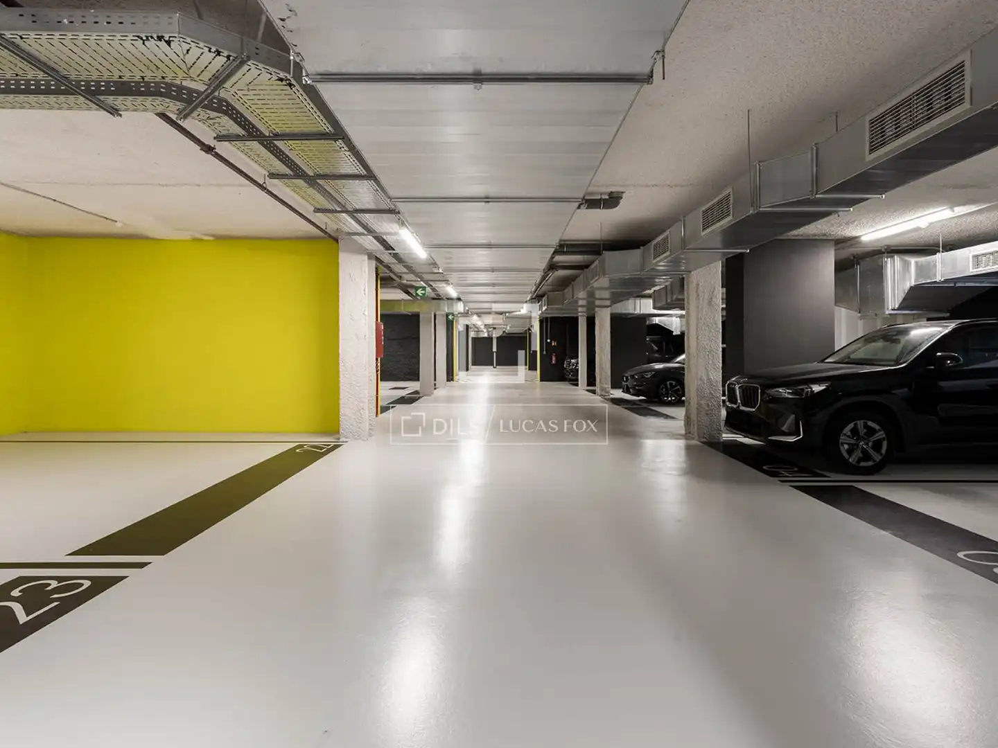 Parking of Flat for sale in Barcelona  with Air Conditioner, Heating and Terrace