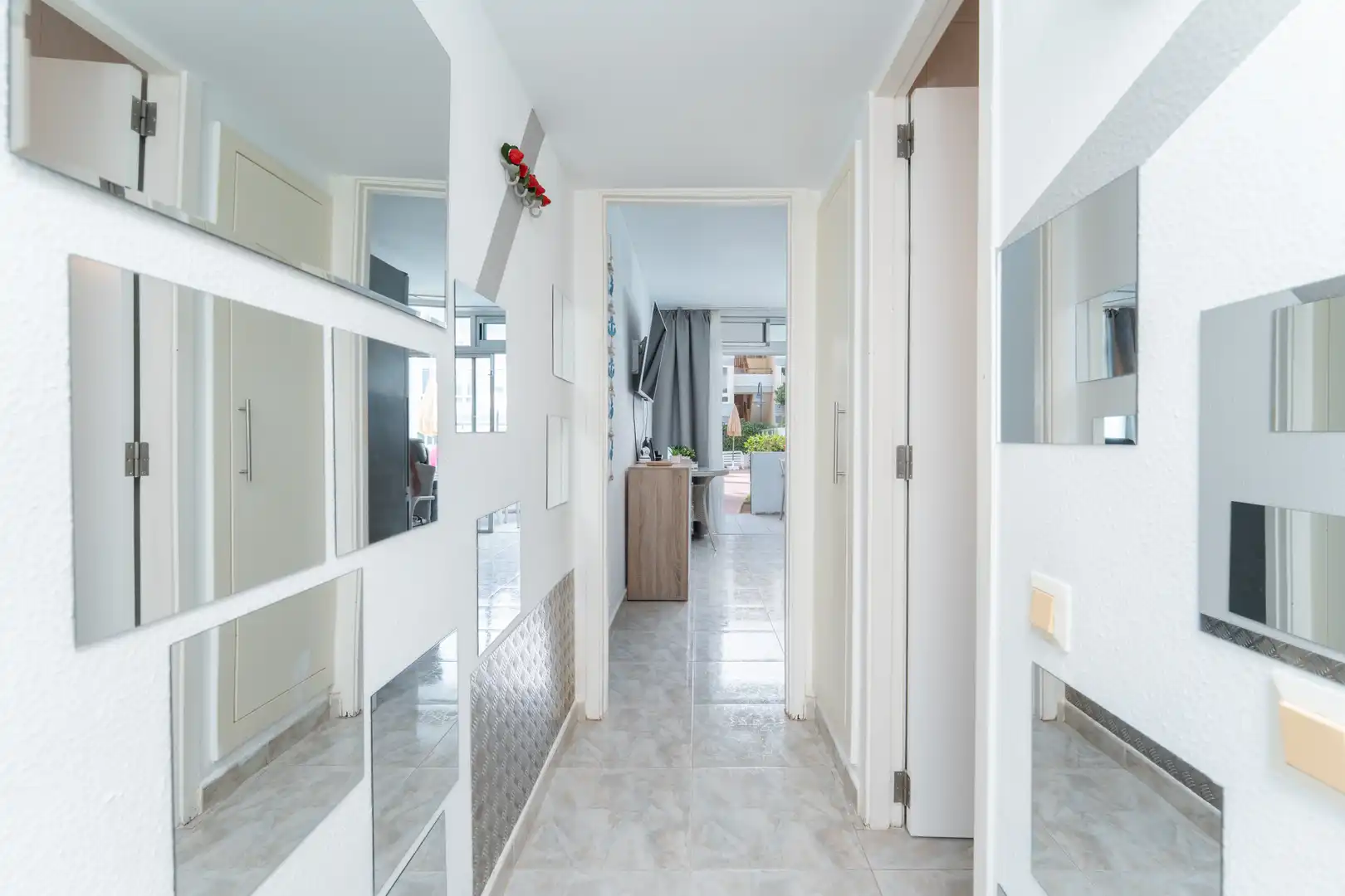 Erdgeschosswohnung mit Pool zum Verkauf in Playa del Inglés, imagen 5