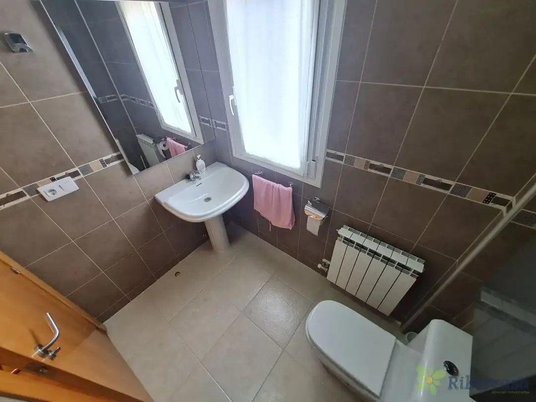 Baño de Casa o chalet en venta en Cintruénigo con Aire acondicionado, Calefacción y Jardín privado