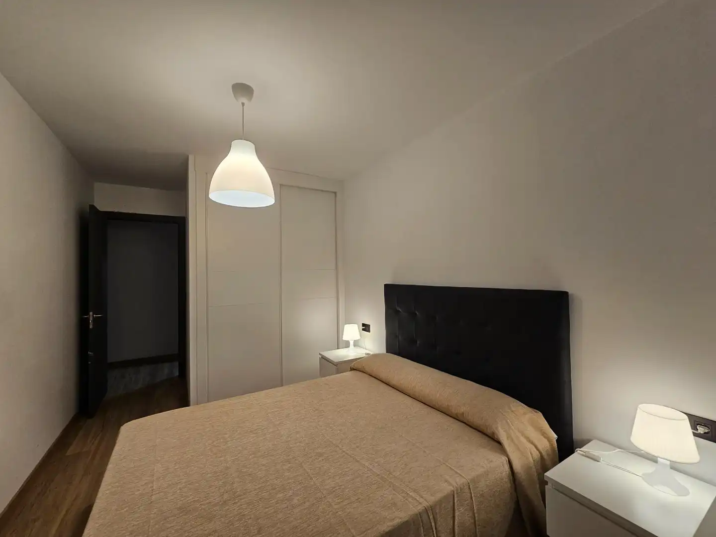Dormitori de Casa o xalet en venda en Miño amb Jardí privat, Terrassa i Traster