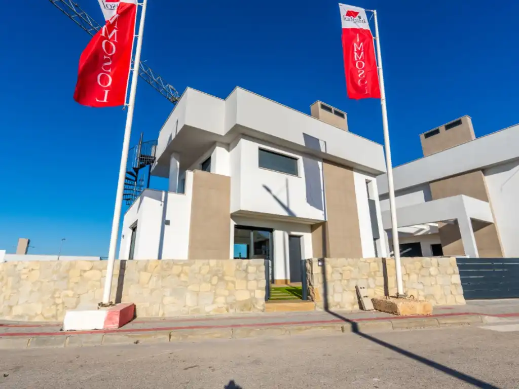 Vista exterior de Casa o xalet en venda en Algorfa amb Piscina