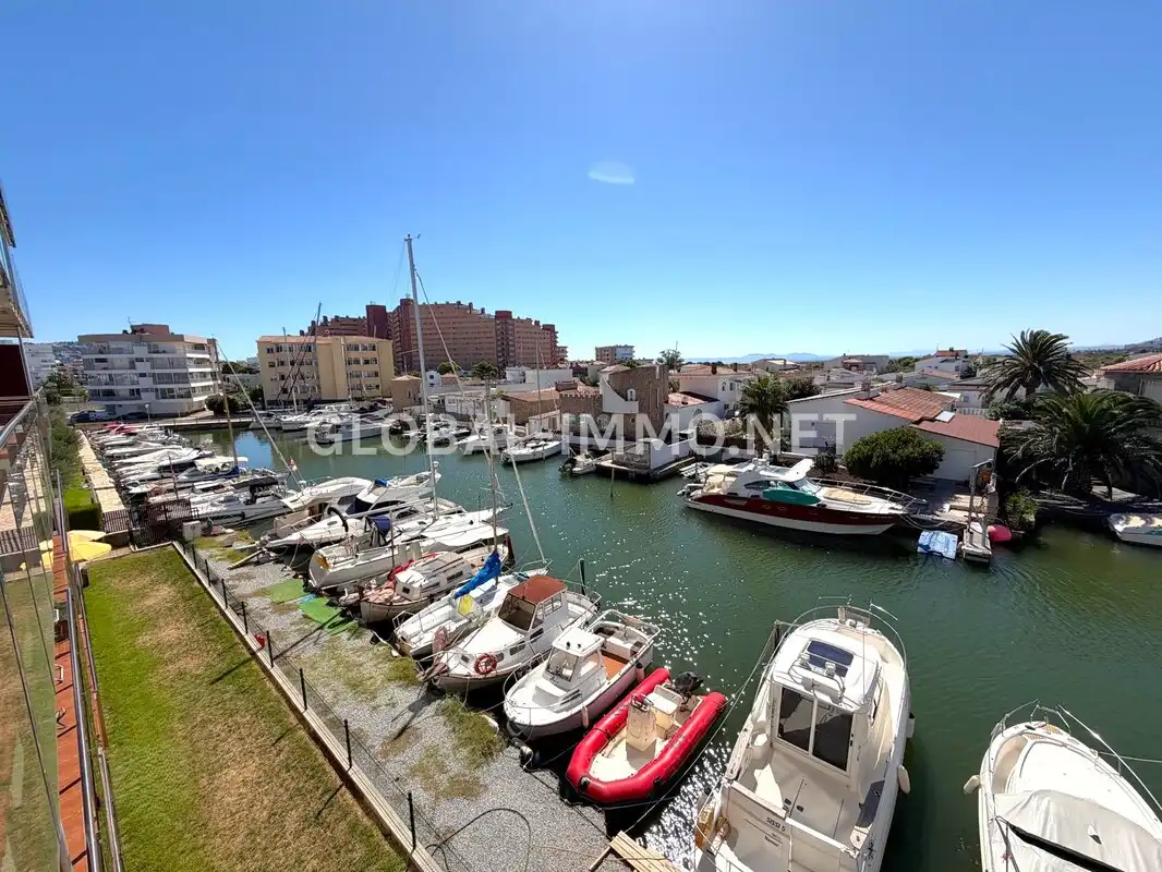 Apartment with pool for sale in Carrer Cap Blanc, imagen 4