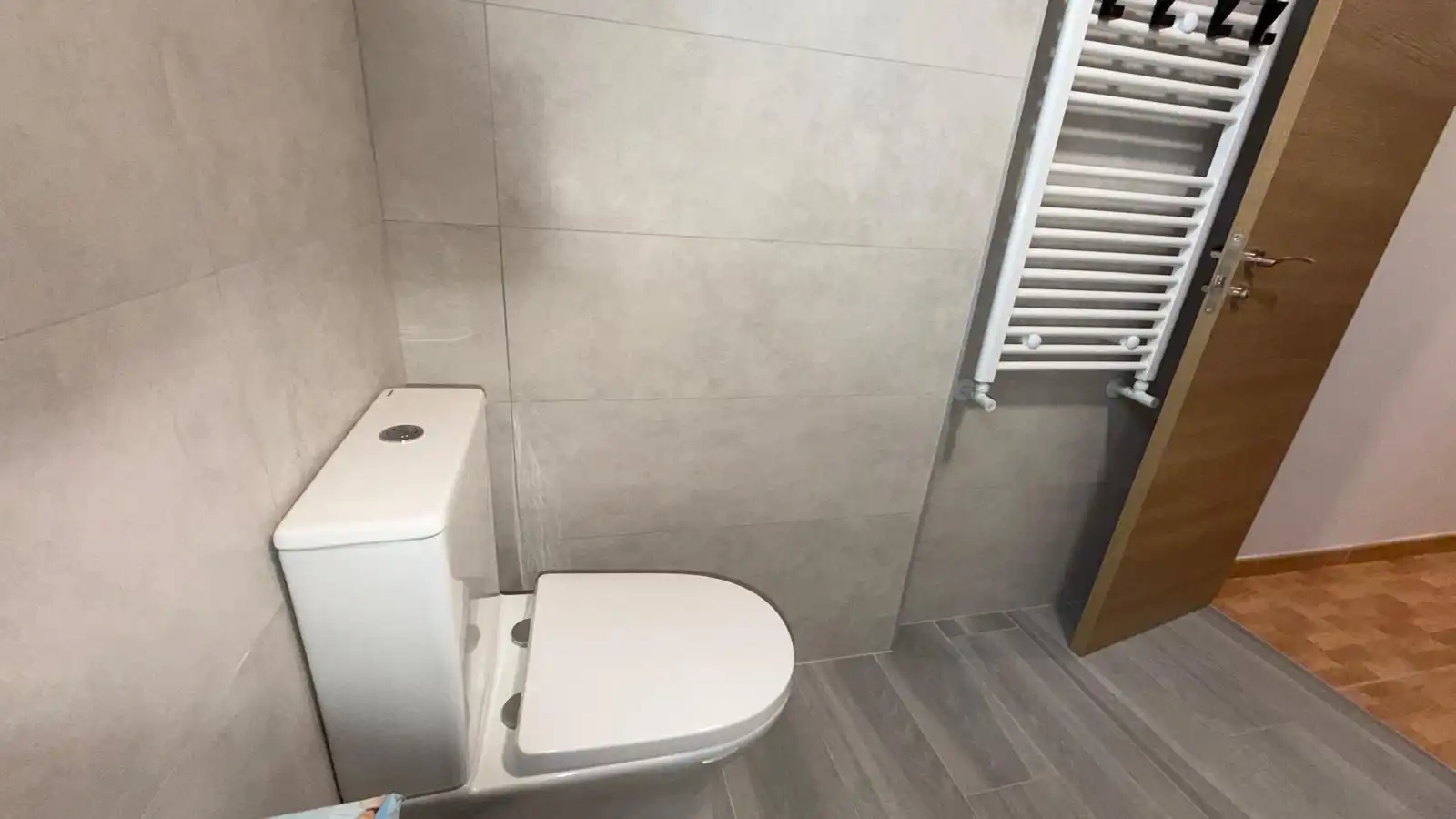 Bany de Pis de lloguer en Mariñamansa