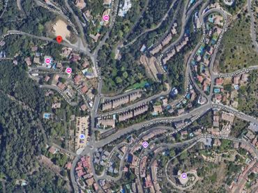 Terreny residencial en venda a Carrer Mercuri
