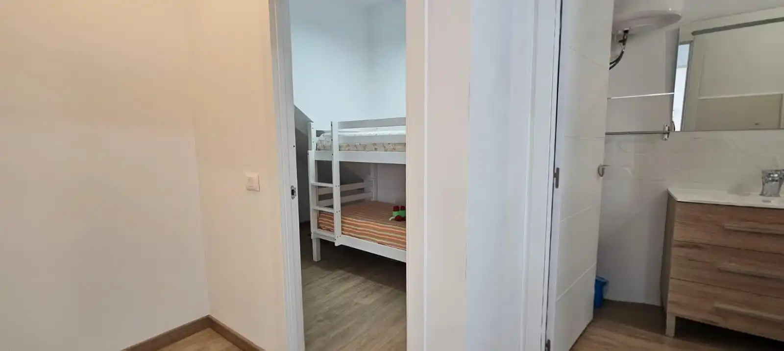 Schlafzimmer von Wohnungen zum Verkauf in Arona mit Möbliert und Gemeinschaftspool