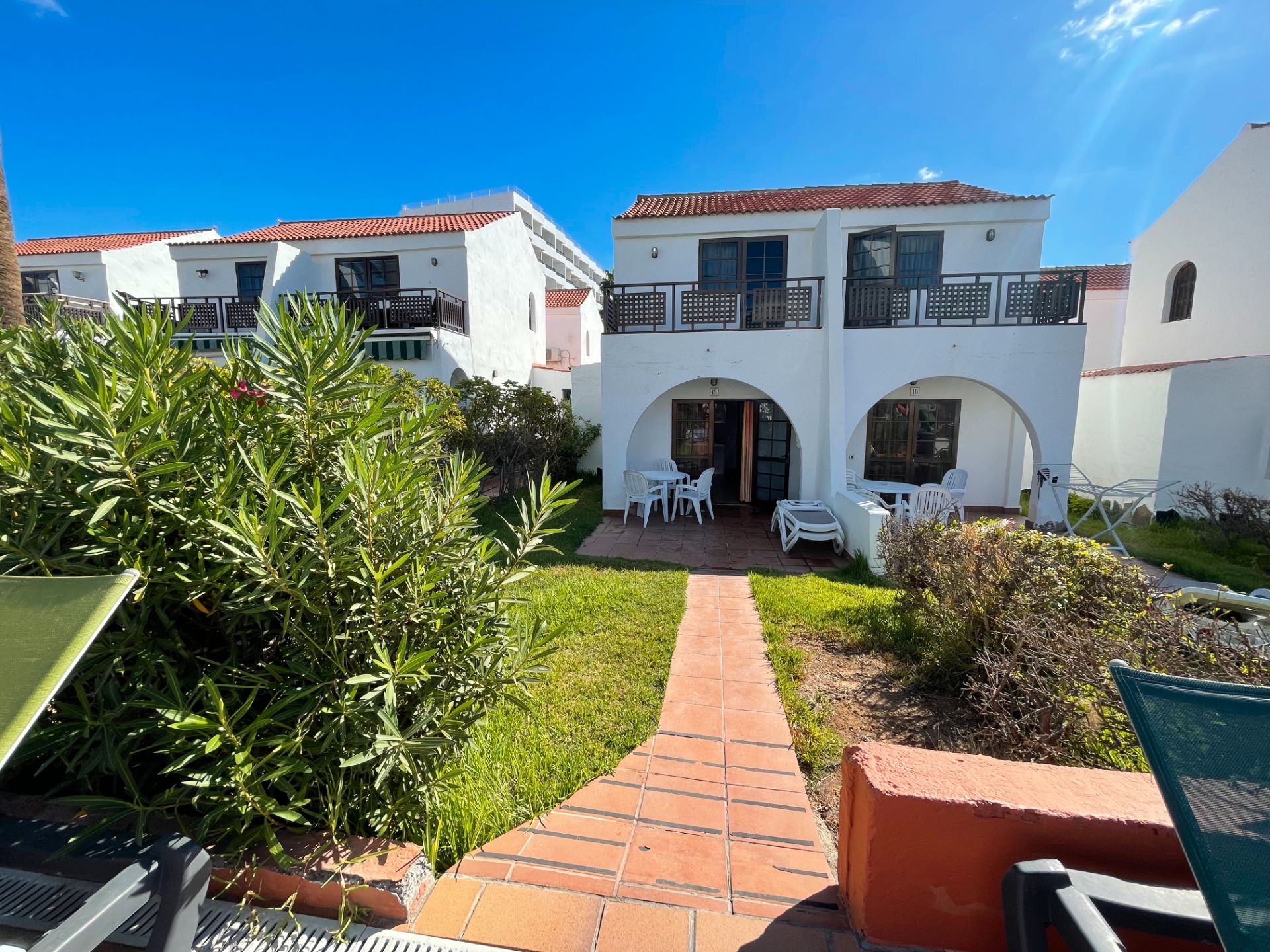 Vista exterior de Casa o chalet en venta en San Bartolomé de Tirajana con Jardín privado, Amueblado y Horno