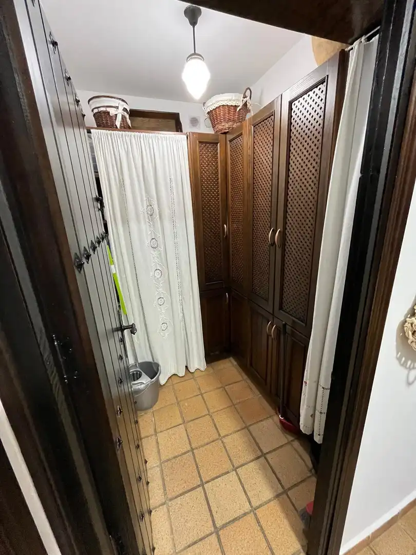 Bany de Casa o xalet en venda en Chiclana de la Frontera amb Jardí privat, Moblat i Piscina comunitària