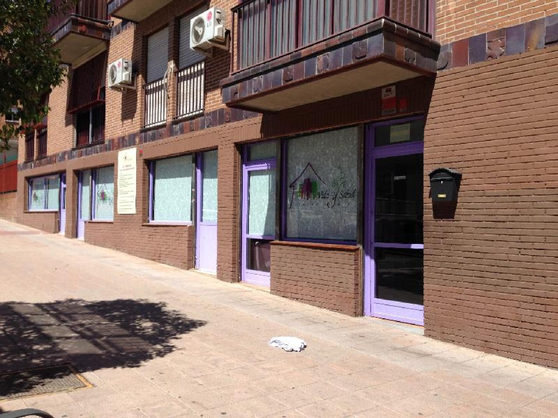 Vista exterior de Local en venda en Alcobendas