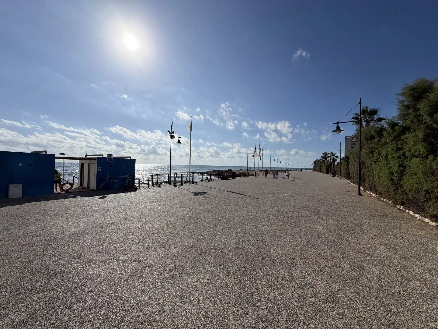 Vista exterior de Piso en venta en Torrevieja con Aire acondicionado y Terraza