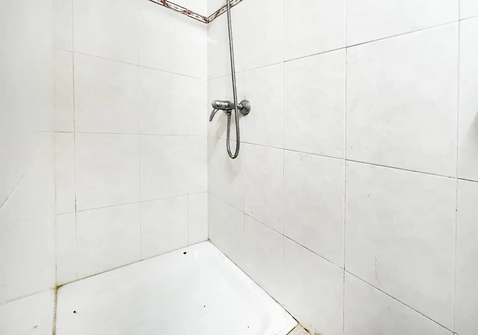 Bathroom of Commercial properties for sale in Cádiz