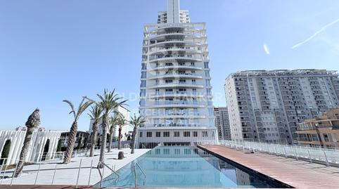 Foto 2 von Wohnung zur Miete in Avenida de las Cortes Valencianas, Barrio de Benicalap,  Valencia Capital