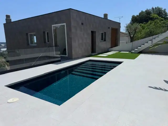 Swimming pool of Houses for sale in Sant Cebrià de Vallalta  with Air Conditioner, Heating and Private garden