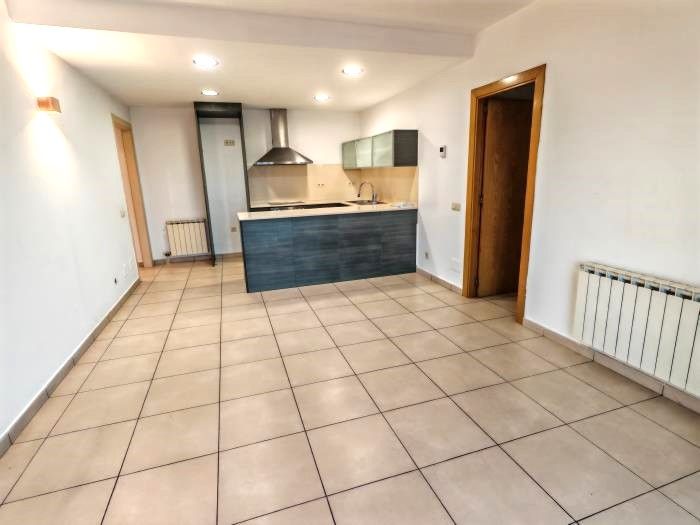 Cuina de Pis en venda en Lliçà d'Amunt amb Aire condicionat, Calefacció i Terrassa