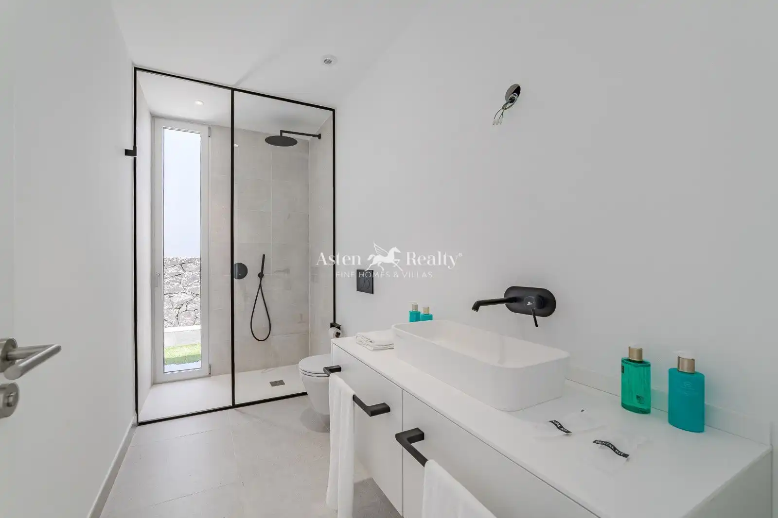 Baño de Casa o chalet en venta en Adeje con Aire acondicionado, Calefacción y Jardín privado