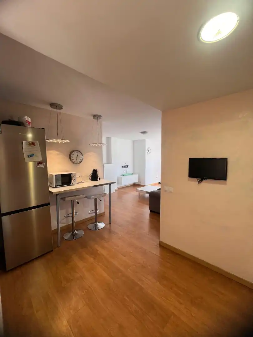 Wohnzimmer von Dachboden zur Miete in Nord