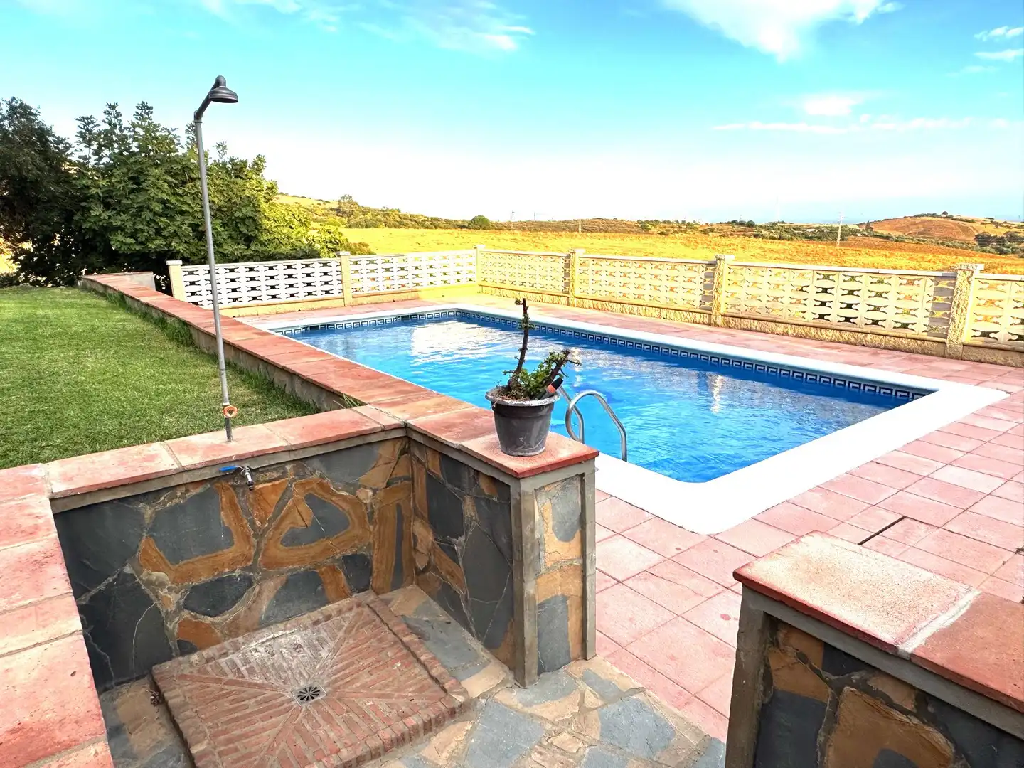 Swimming pool of Houses for rent in Casares  with Air Conditioner, Private garden and Terrace