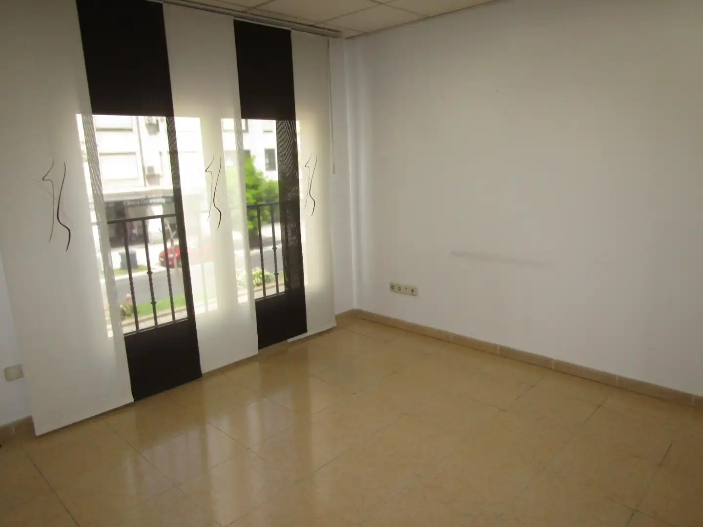 Office for rent in Torrejón de Ardoz  with Air Conditioner