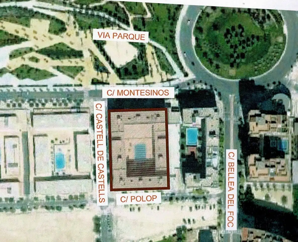 Vista exterior de Local en venta en Alicante / Alacant