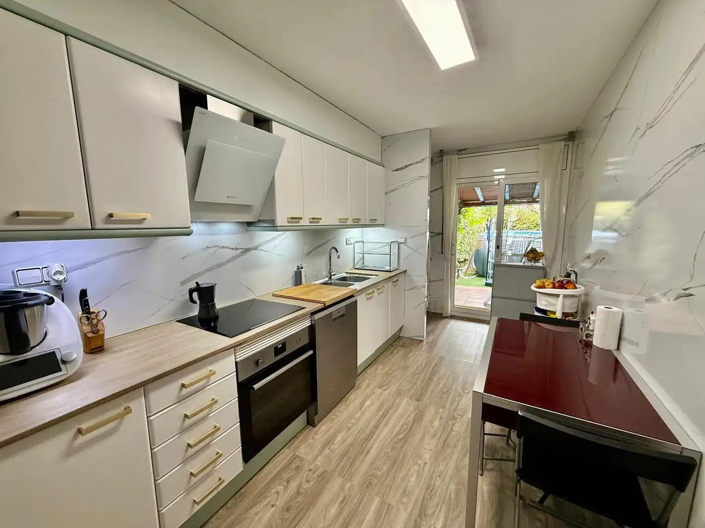 Cocina de Casa adosada en venta en Igualada con Aire acondicionado, Calefacción y Terraza