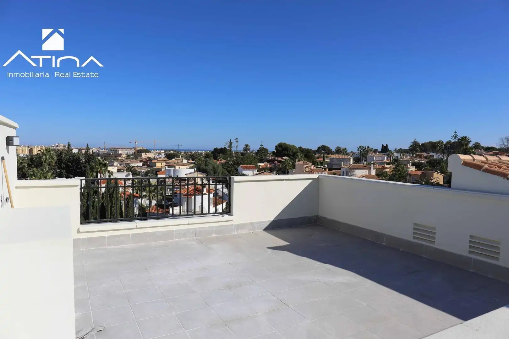 Terrace of Detached homes for sale in Dénia  with Air Conditioner, Private garden and Terrace