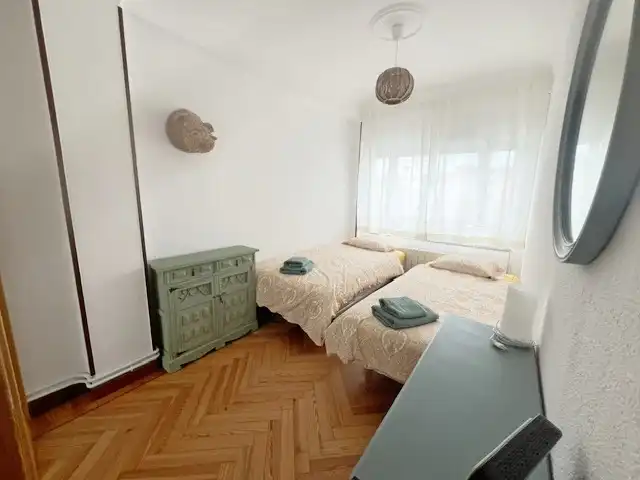 Bedroom of Flat for rent in Santander  with Heating, Parquet flooring and Furnished