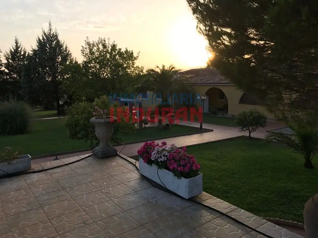 Jardín de Finca rústica en venta en Parrillas