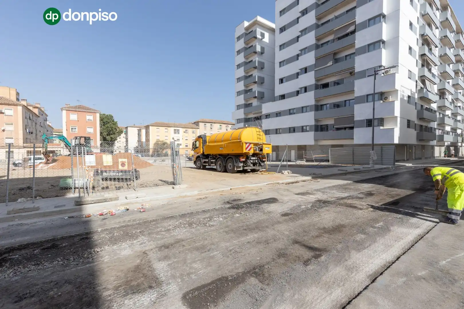Aparcament de Pis en venda en Granada
