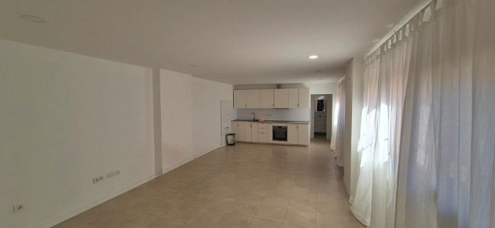 Flat to rent in  Santa Cruz de Tenerife Capital  with Oven