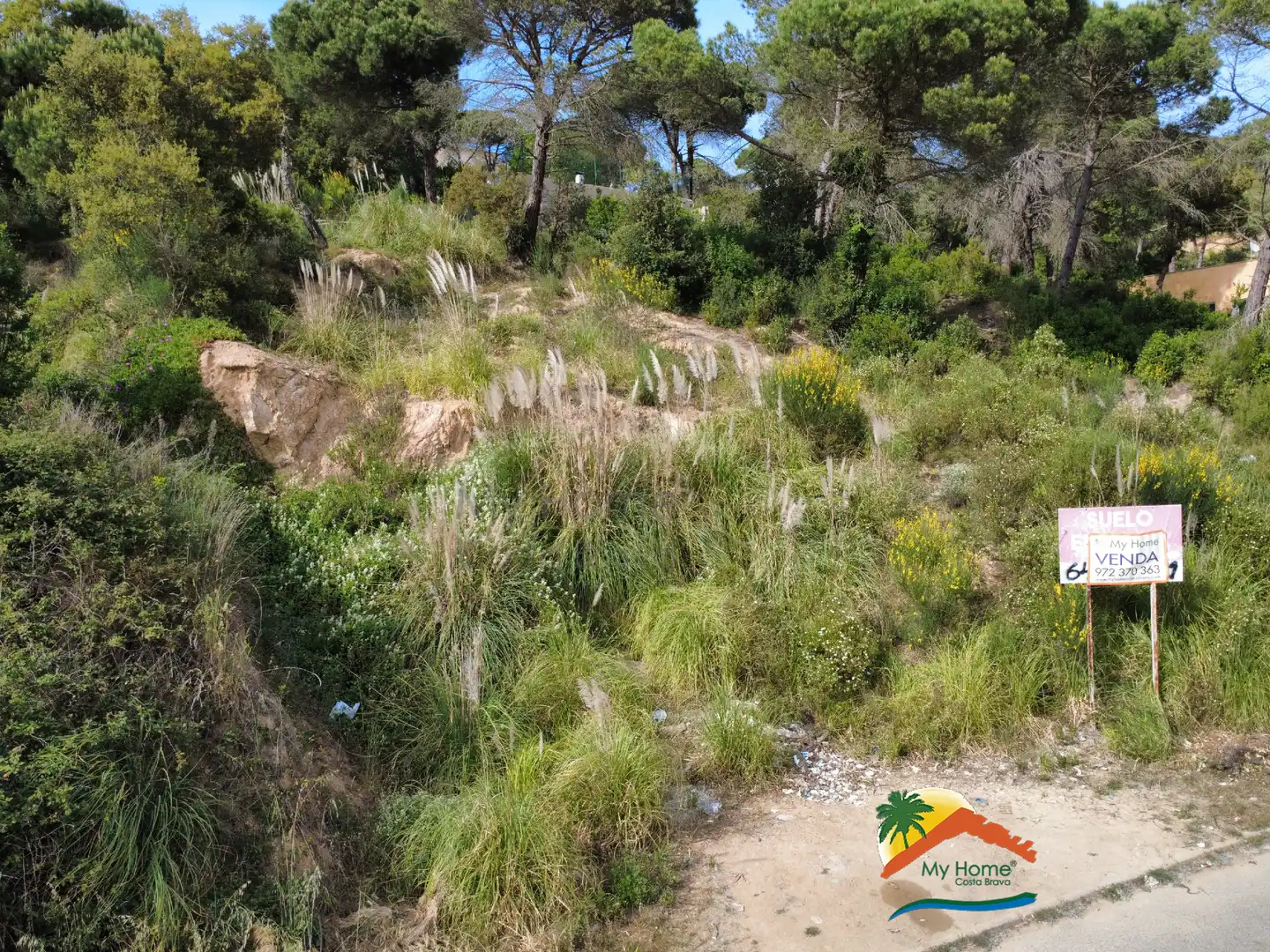 Residential land for sale in Carrer de Saturn 27, imagen 2