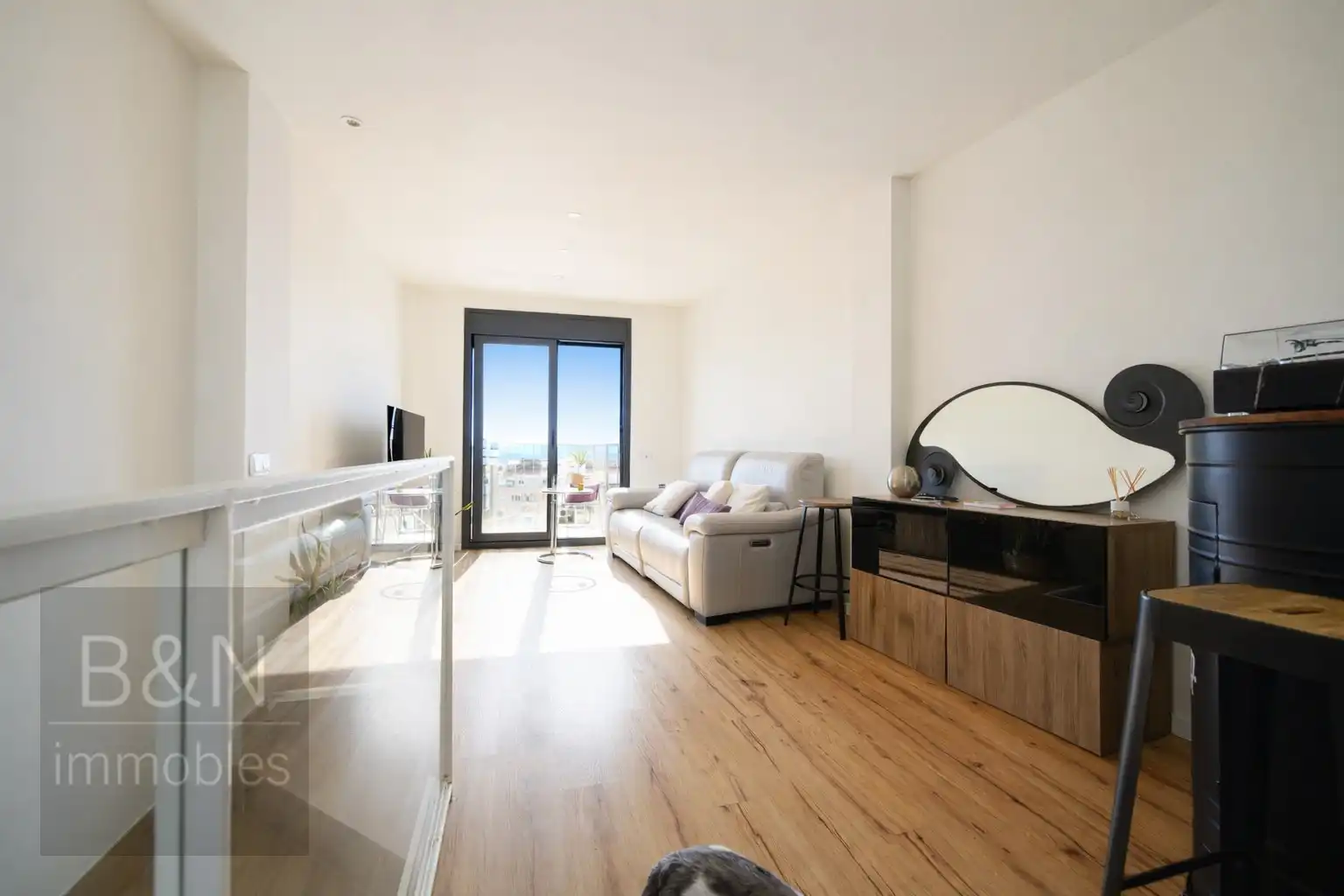 Sala de estar de Dúplex en venta en Terrassa con Aire acondicionado, Calefacción y Terraza