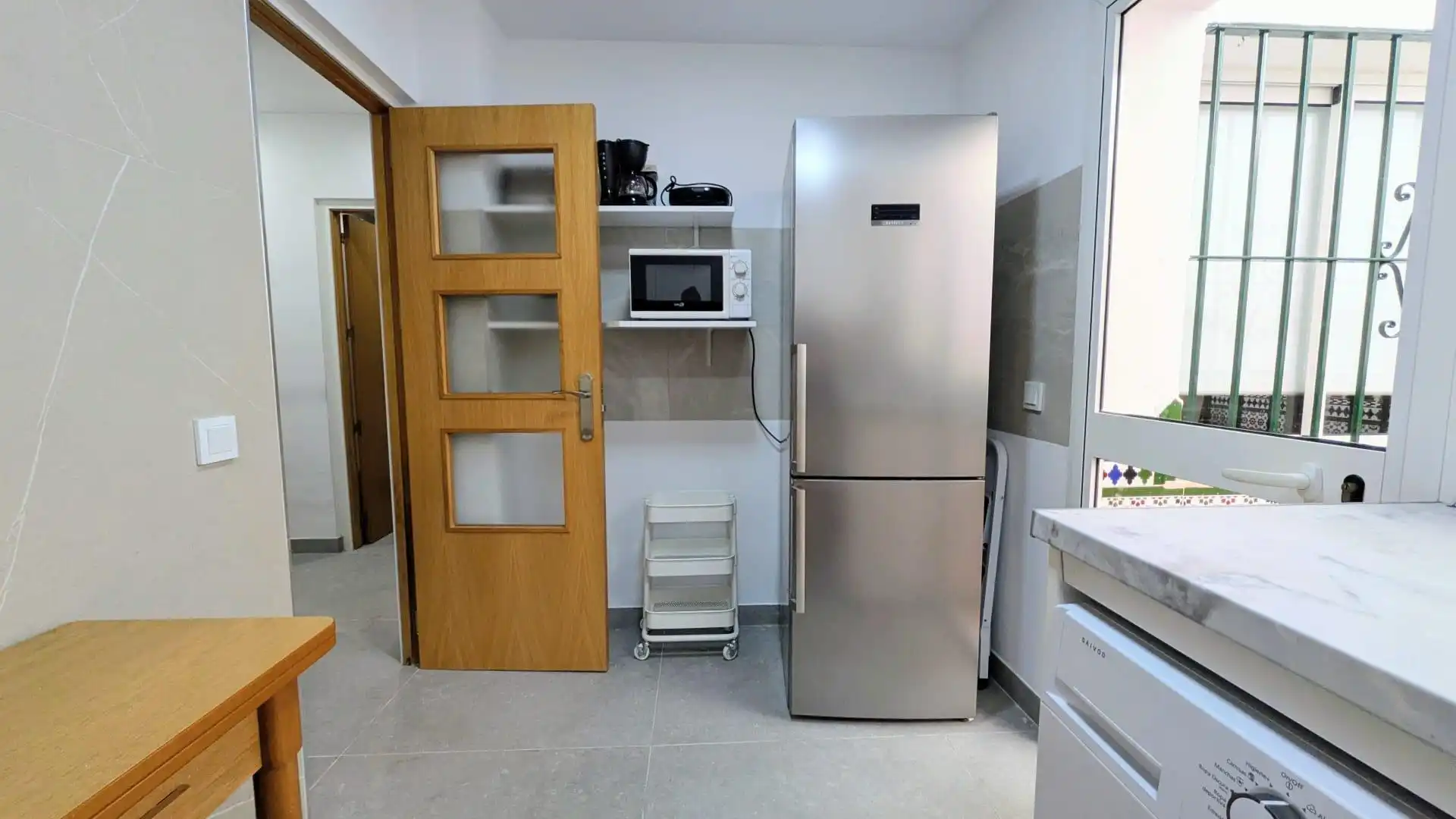 Cocina de Piso de alquiler en Fuengirola con Terraza y Amueblado