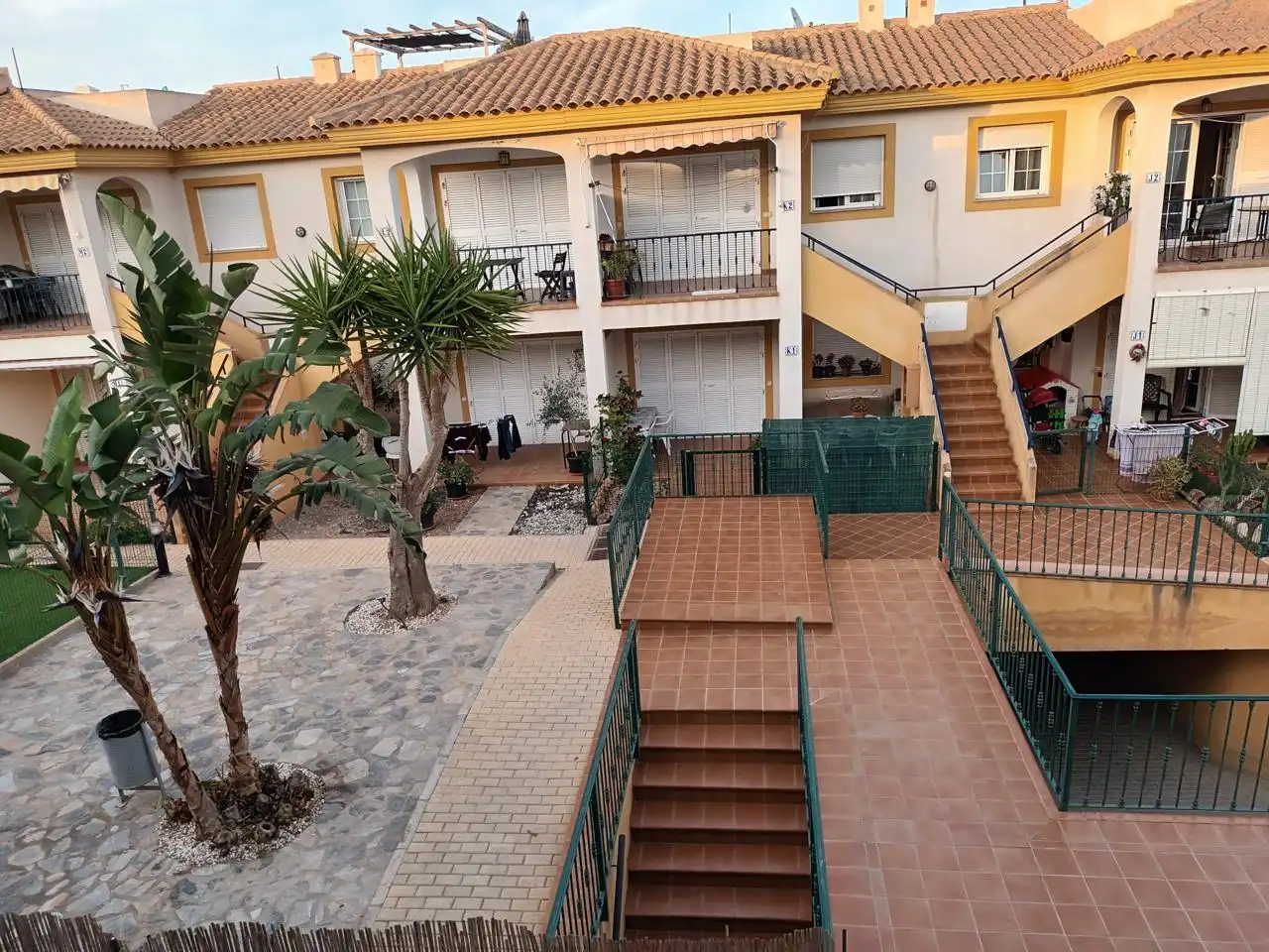 Außenansicht von Wohnung zur Miete in Cuevas del Almanzora mit Klimaanlage, Terrasse und Möbliert