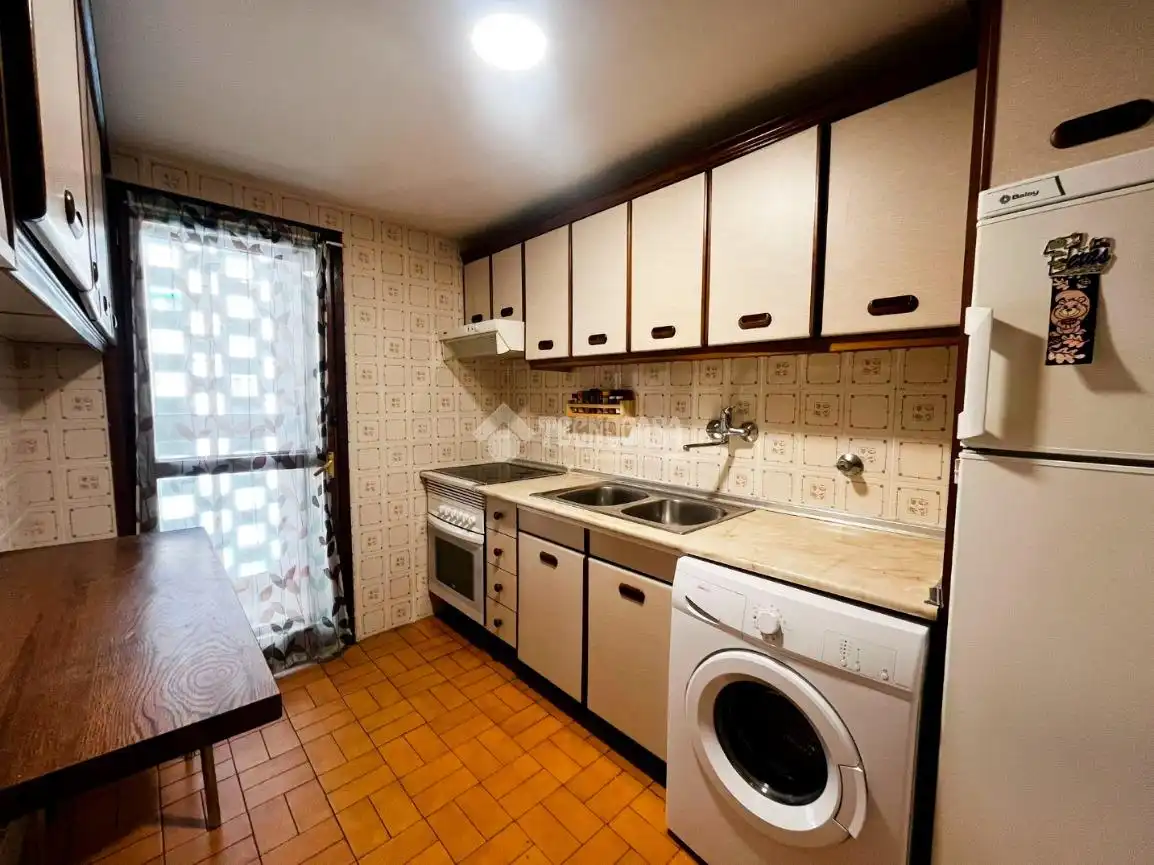Cocina de Piso en venta en Utebo con Balcón