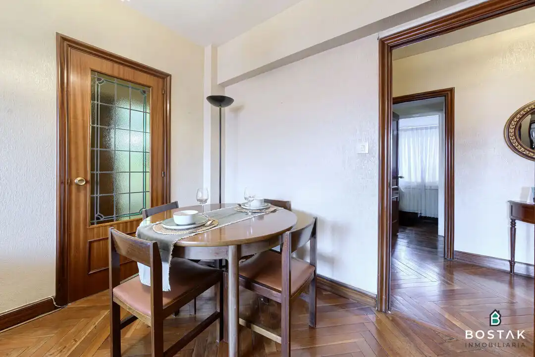 Esszimmer von Wohnung zum Verkauf in Bilbao  mit Heizung und Balkon