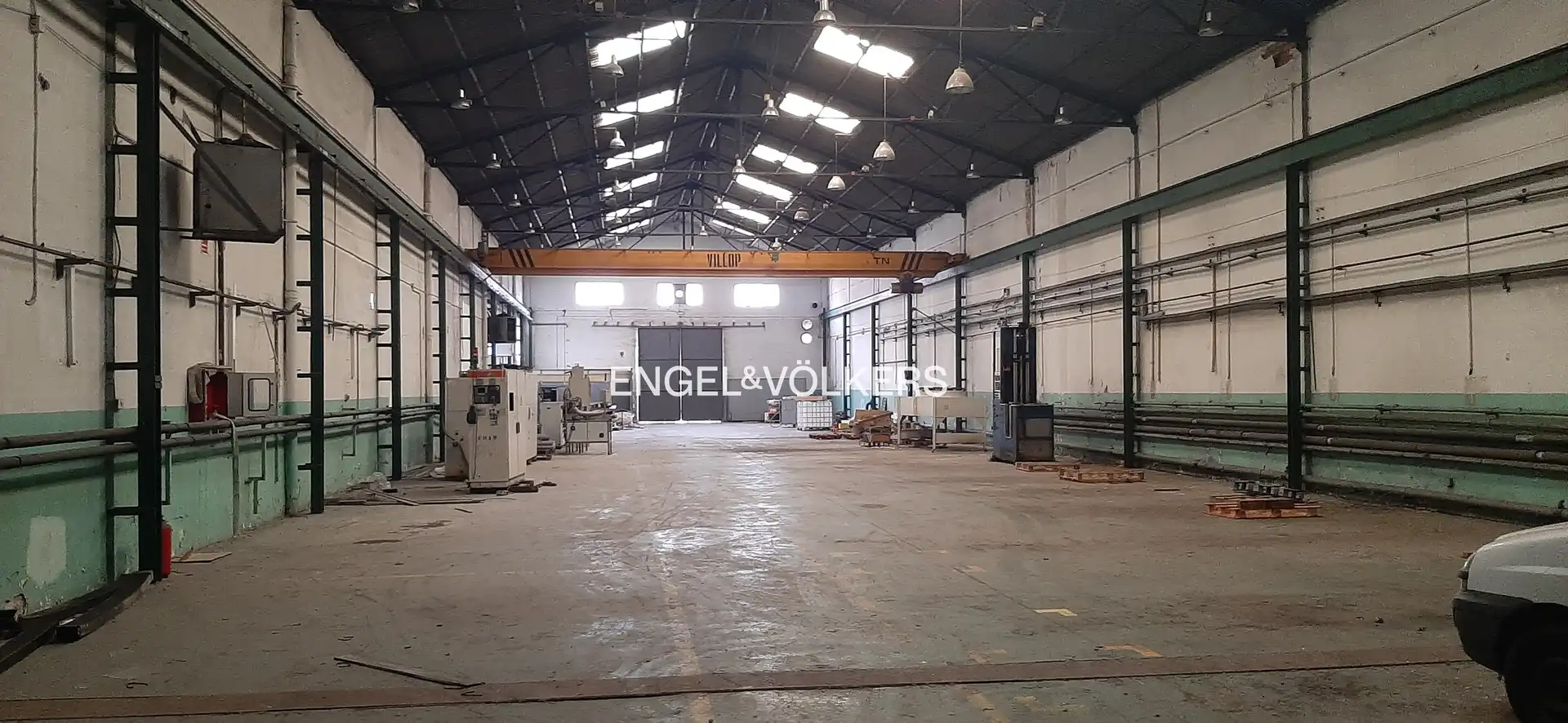 Nau industrial en venda en Barberà del Vallès