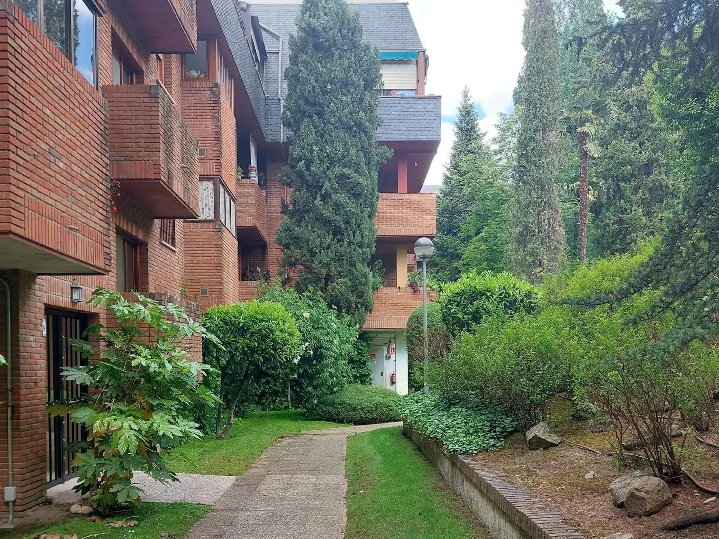Vista exterior de Pis en venda en Villaviciosa de Odón