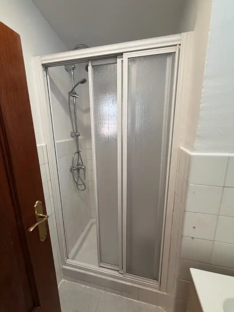 Bany de Pis de lloguer en Córdoba amb Moblat