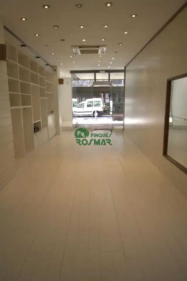 Locale commerciale in vendita a Centre, imagen 2