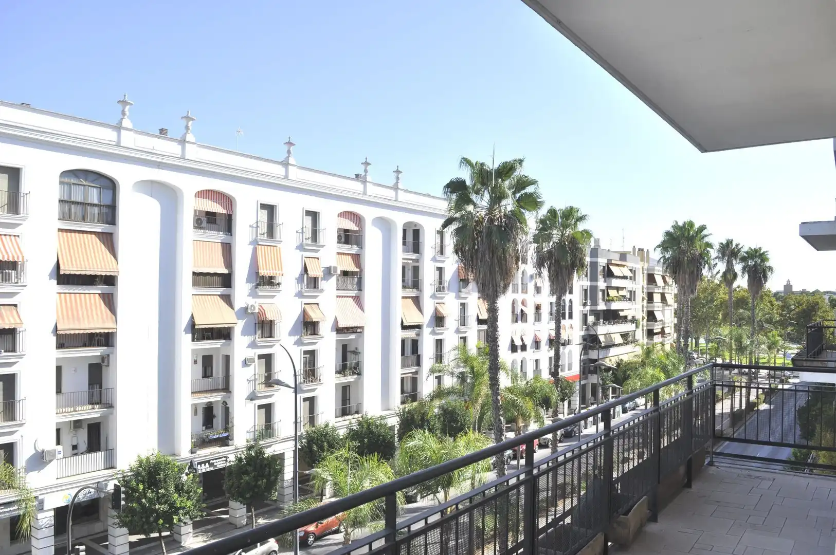 Exterior view of Flat for sale in Jerez de la Frontera  with Air Conditioner, Terrace and Storage room