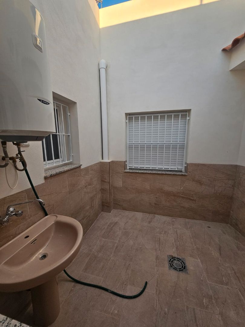 Bany de Pis de lloguer en Fuente Álamo de Murcia amb Terrassa, Moblat i Forn