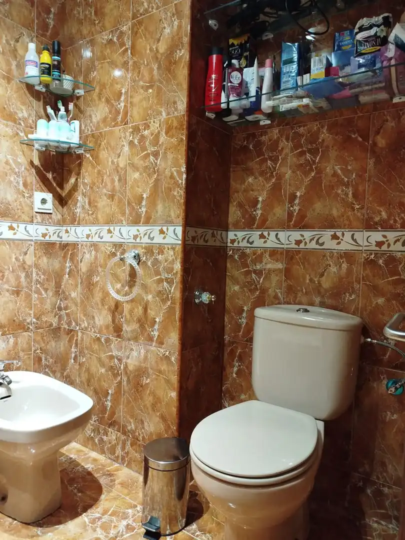 Bany de Pis en venda en Córdoba amb Aire condicionat, Calefacció i Terrassa