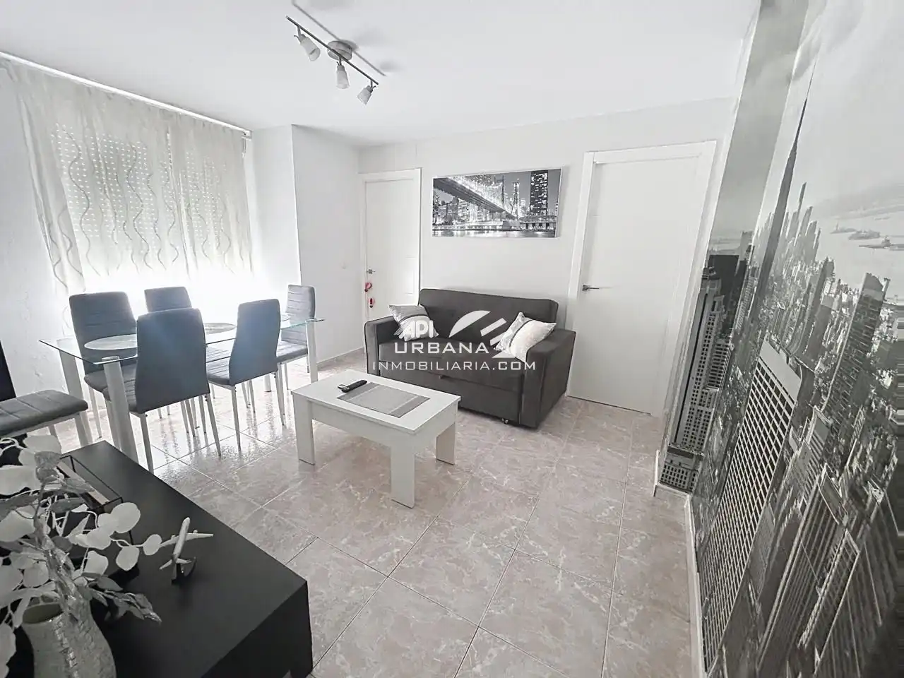 Vista exterior de Piso en venta en Lucena con Trastero y Amueblado