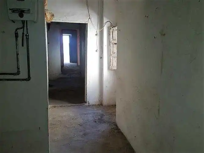 Commercial properties for sale in Llombai