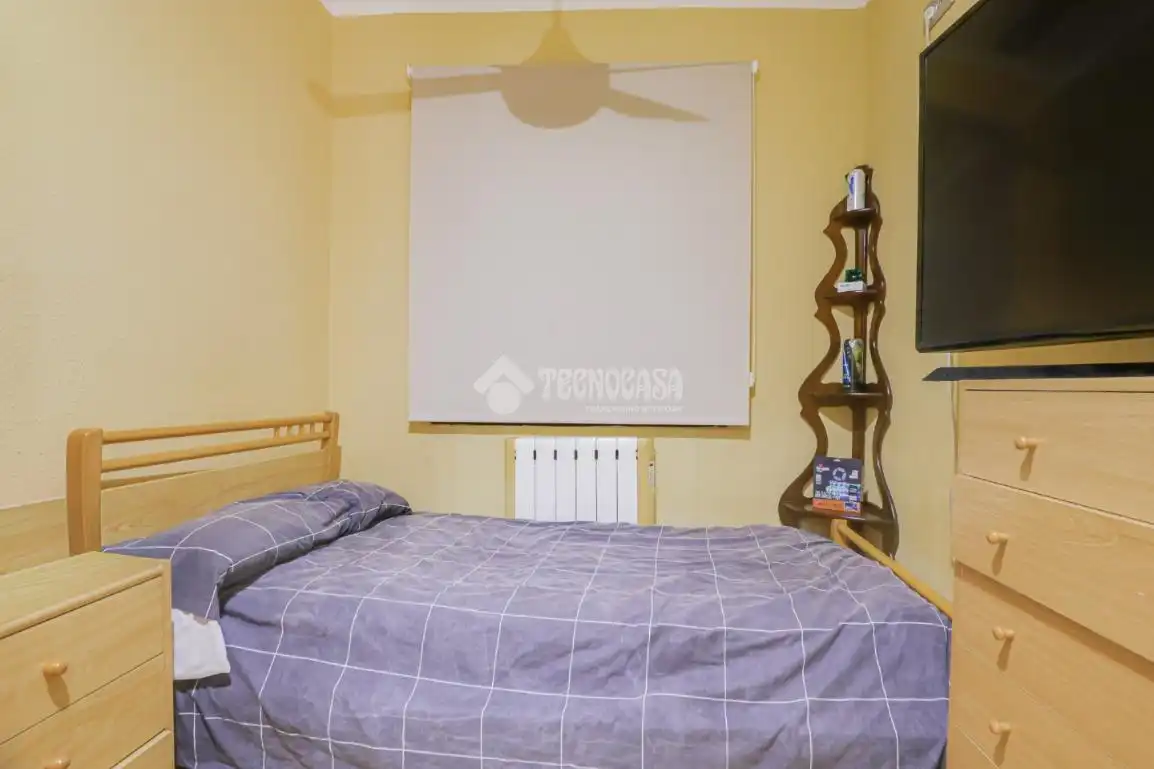 Habitación de Piso en venta en Ripollet con Aire acondicionado, Calefacción y Balcón