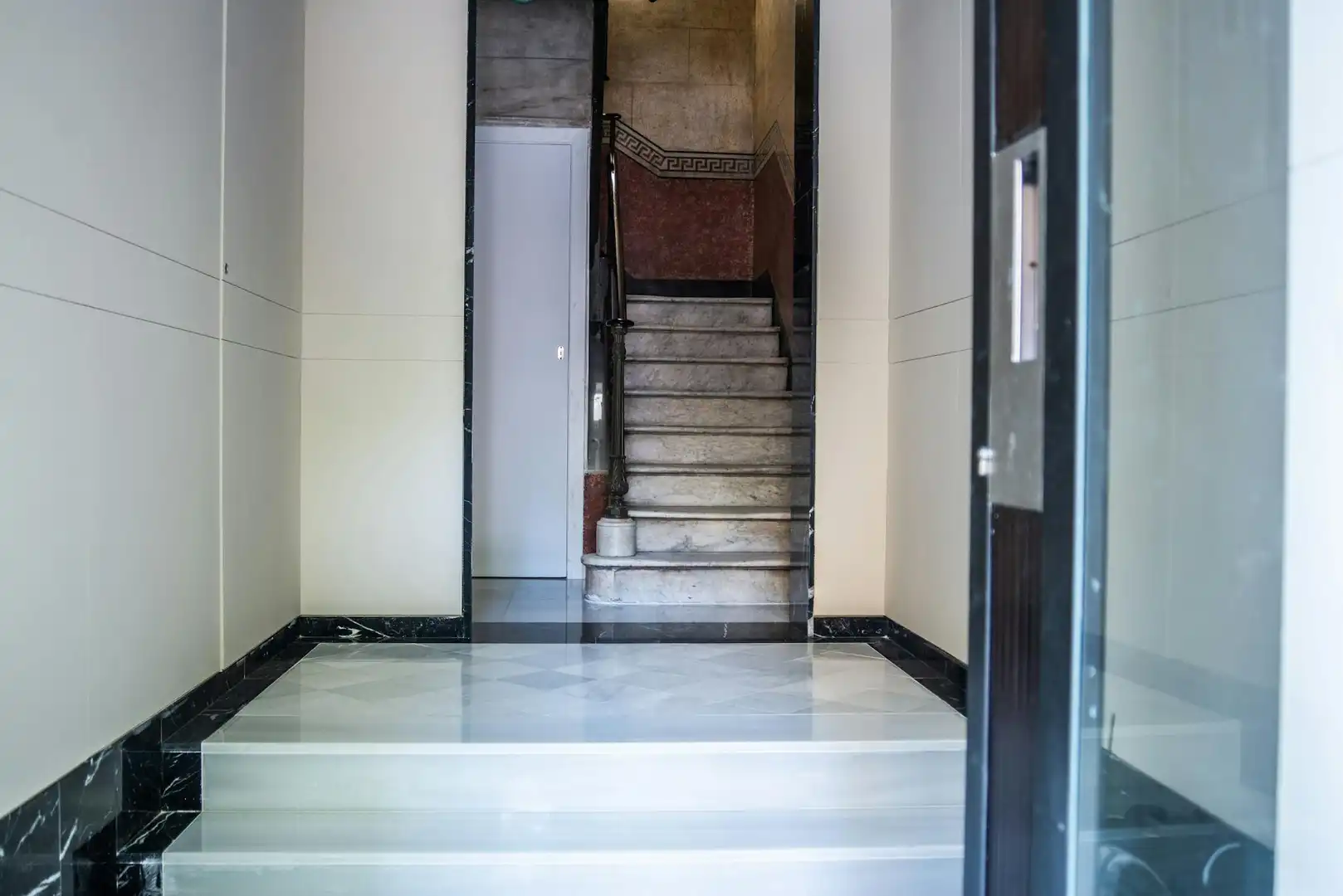 Flat for rent in Barcelona  with Air Conditioner, Heating and Furnished