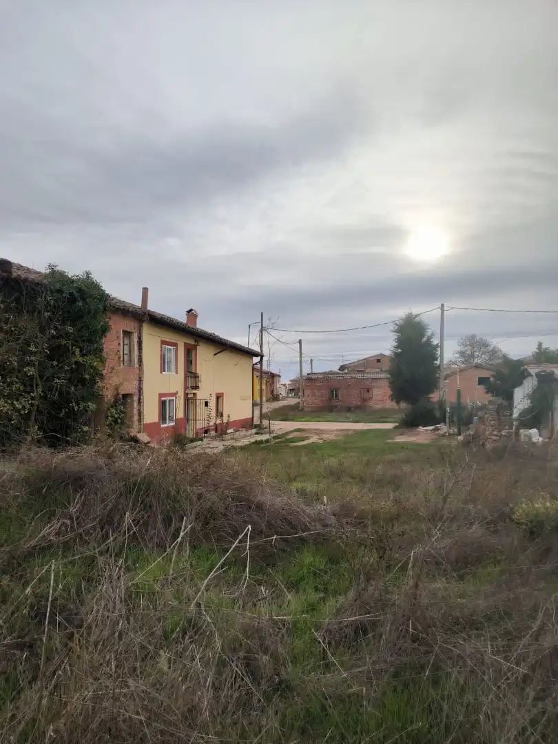 Casa o chalet en venta en Melgar de Fernamental con Calefacción, Jardín privado y Trastero