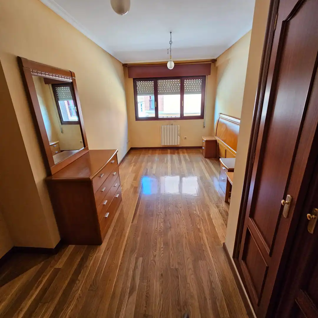 Habitación de Piso en venta en San Martín del Rey Aurelio con Calefacción y Parquet