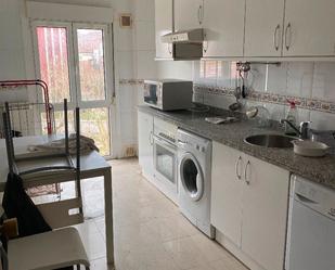 Kitchen of Flat to rent in Avilés