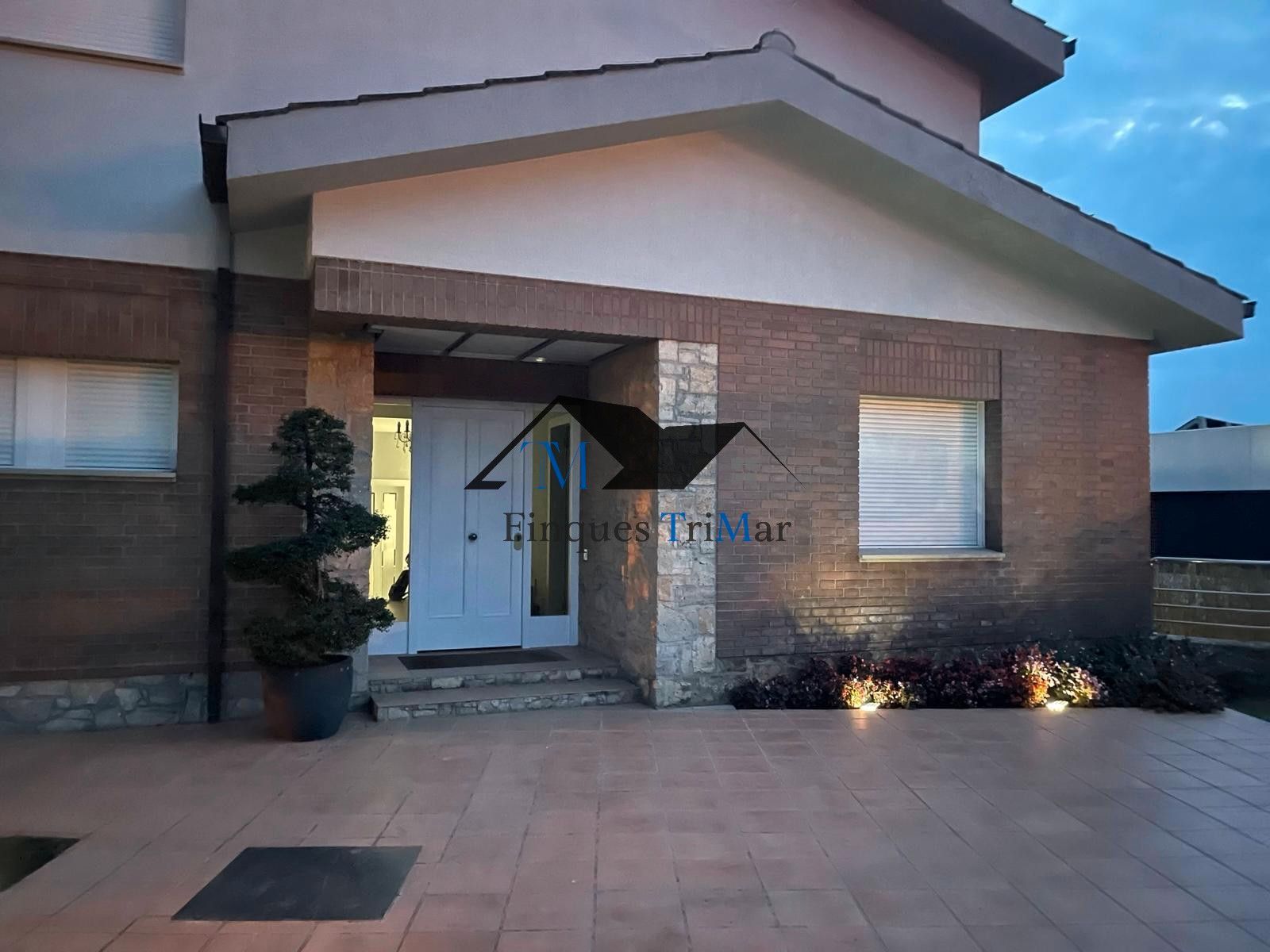 Vista exterior de Casa o chalet en venta en Igualada con Aire acondicionado, Calefacción y Jardín privado