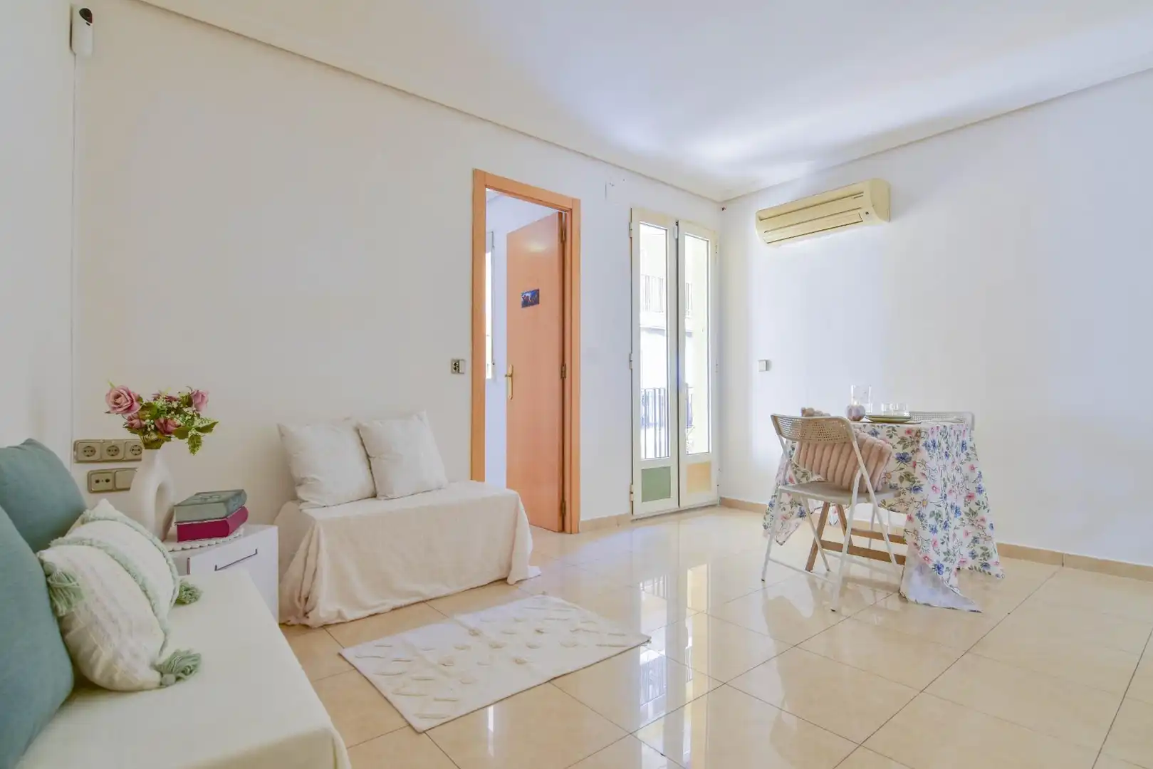 Sala de estar de Piso en venta en  Valencia Capital con Aire acondicionado y Balcón